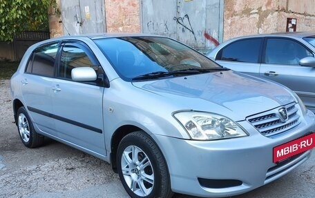 Toyota Corolla, 2004 год, 570 000 рублей, 3 фотография