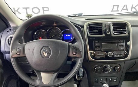 Renault Logan II, 2016 год, 799 000 рублей, 12 фотография