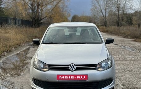 Volkswagen Polo VI (EU Market), 2014 год, 875 000 рублей, 2 фотография