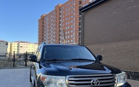 Toyota Land Cruiser 200, 2013 год, 4 650 000 рублей, 1 фотография