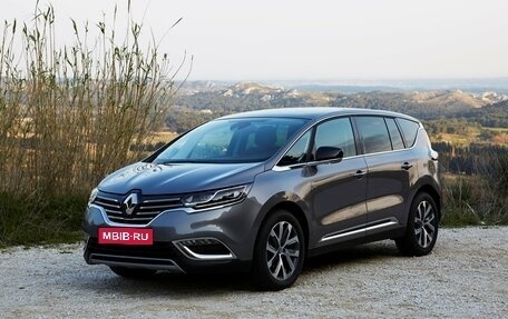 Renault Espace V рестайлинг, 2017 год, 1 900 000 рублей, 1 фотография