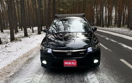 Honda Stream II, 2006 год, 910 000 рублей, 1 фотография