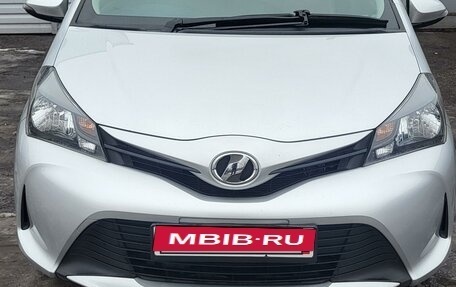 Toyota Vitz, 2016 год, 1 010 000 рублей, 2 фотография