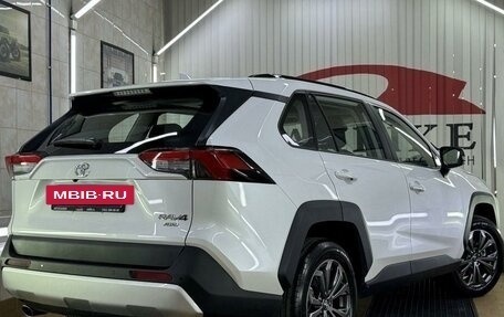 Toyota RAV4, 2024 год, 4 399 000 рублей, 4 фотография