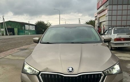 Skoda Rapid II, 2021 год, 2 100 000 рублей, 1 фотография