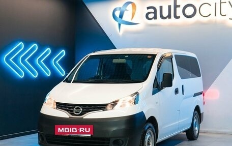 Nissan NV200, 2018 год, 1 800 000 рублей, 15 фотография