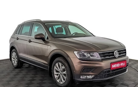 Volkswagen Tiguan II, 2017 год, 2 370 000 рублей, 3 фотография