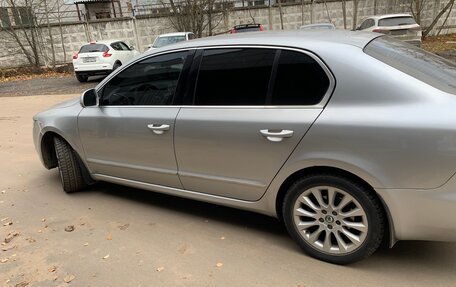 Skoda Superb III рестайлинг, 2012 год, 920 000 рублей, 15 фотография