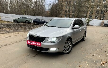 Skoda Superb III рестайлинг, 2012 год, 920 000 рублей, 18 фотография