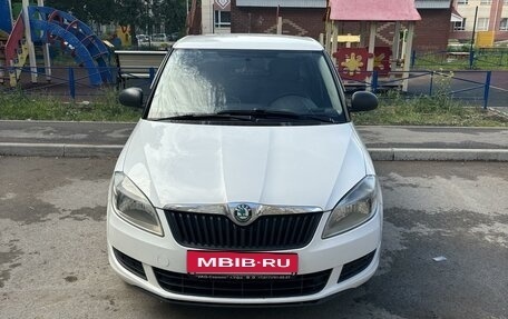 Skoda Fabia II, 2011 год, 545 000 рублей, 2 фотография