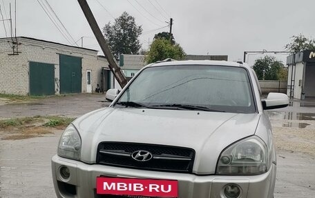 Hyundai Tucson III, 2007 год, 750 000 рублей, 2 фотография