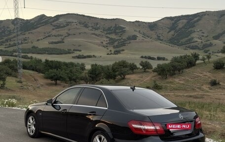 Mercedes-Benz E-Класс, 2011 год, 1 350 000 рублей, 6 фотография