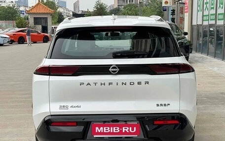 Nissan Pathfinder, 2024 год, 6 000 200 рублей, 6 фотография