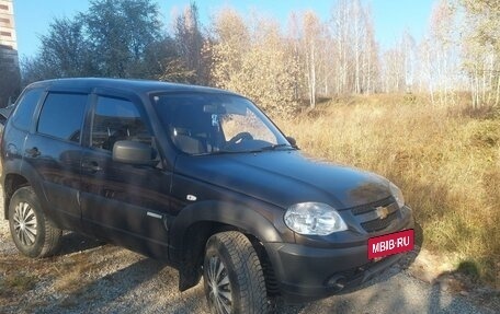 Chevrolet Niva I рестайлинг, 2013 год, 620 000 рублей, 3 фотография