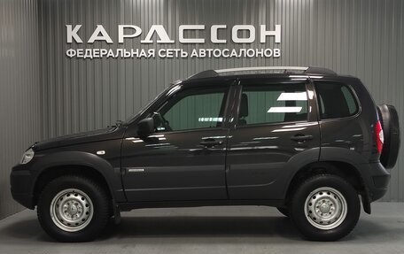 Chevrolet Niva I рестайлинг, 2018 год, 900 000 рублей, 5 фотография