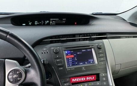 Toyota Prius, 2013 год, 1 490 000 рублей, 13 фотография