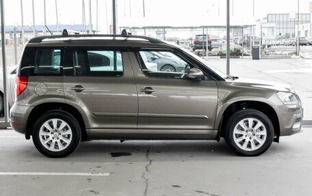 Skoda Yeti I рестайлинг, 2014 год, 1 379 000 рублей, 5 фотография