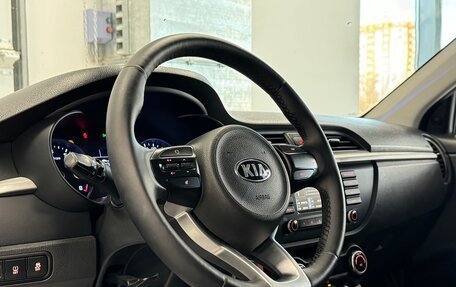 KIA Rio IV, 2018 год, 1 255 000 рублей, 8 фотография