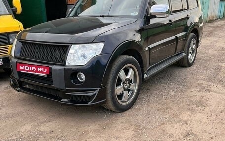 Mitsubishi Pajero IV, 2007 год, 1 550 000 рублей, 2 фотография