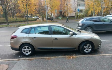 Renault Megane III, 2010 год, 645 000 рублей, 2 фотография