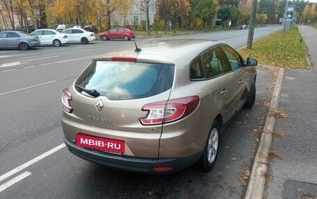 Renault Megane III, 2010 год, 645 000 рублей, 4 фотография