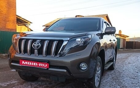 Toyota Land Cruiser Prado 150 рестайлинг 2, 2014 год, 3 670 000 рублей, 2 фотография