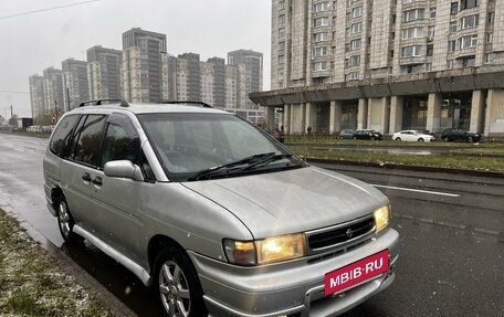 Nissan Prairie III, 1997 год, 325 000 рублей, 4 фотография