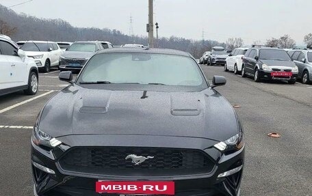 Ford Mustang VI рестайлинг, 2020 год, 3 122 000 рублей, 2 фотография