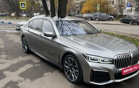 BMW 7 серия, 2019 год, 5 700 000 рублей, 2 фотография