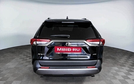 Toyota RAV4, 2020 год, 3 189 000 рублей, 6 фотография