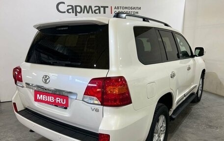 Toyota Land Cruiser 200, 2012 год, 4 200 000 рублей, 7 фотография