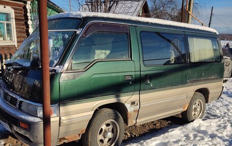 Nissan Homy IV, 1990 год, 400 000 рублей, 2 фотография