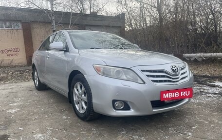 Toyota Camry, 2011 год, 1 270 000 рублей, 2 фотография