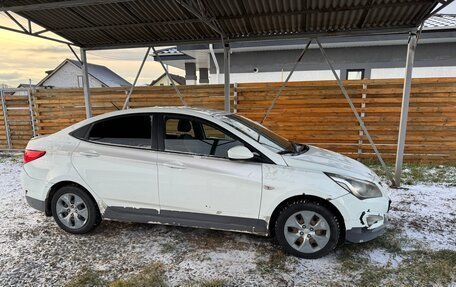 Hyundai Solaris II рестайлинг, 2016 год, 570 000 рублей, 2 фотография