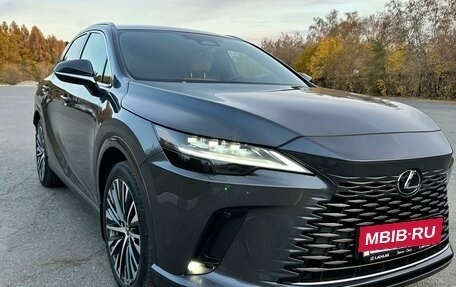 Lexus RX IV рестайлинг, 2023 год, 9 999 999 рублей, 2 фотография