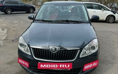 Skoda Fabia II, 2013 год, 840 000 рублей, 2 фотография