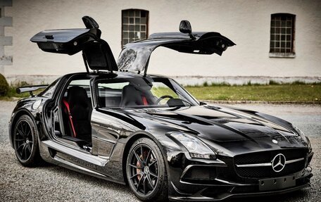 Mercedes-Benz SLS AMG, 2013 год, 232 000 000 рублей, 2 фотография