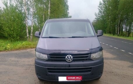 Volkswagen Caravelle T5, 2013 год, 1 700 000 рублей, 2 фотография