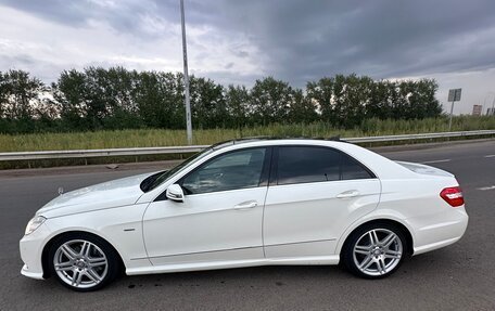 Mercedes-Benz E-Класс, 2011 год, 2 000 000 рублей, 8 фотография