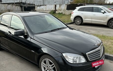 Mercedes-Benz C-Класс, 2010 год, 1 550 000 рублей, 3 фотография