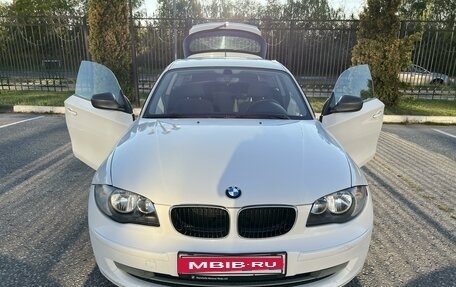 BMW 1 серия, 2010 год, 820 000 рублей, 7 фотография