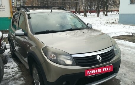 Renault Sandero I, 2011 год, 695 000 рублей, 2 фотография