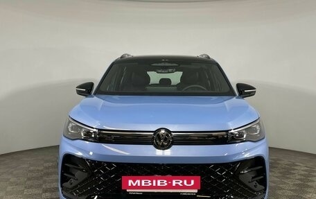 Volkswagen Tiguan, 2024 год, 6 680 000 рублей, 2 фотография