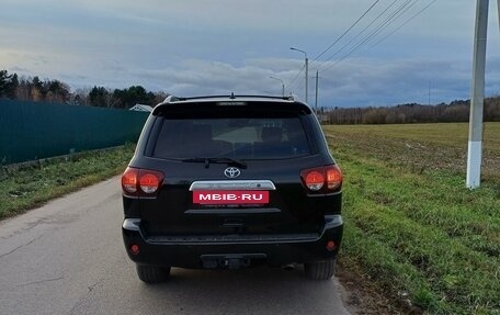 Toyota Sequoia II рестайлинг, 2018 год, 9 800 000 рублей, 4 фотография