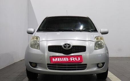 Toyota Yaris III рестайлинг, 2007 год, 581 000 рублей, 2 фотография