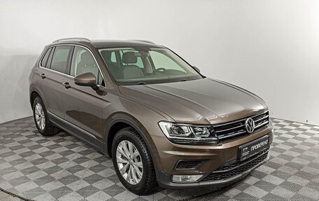 Volkswagen Tiguan II, 2017 год, 2 599 000 рублей, 3 фотография