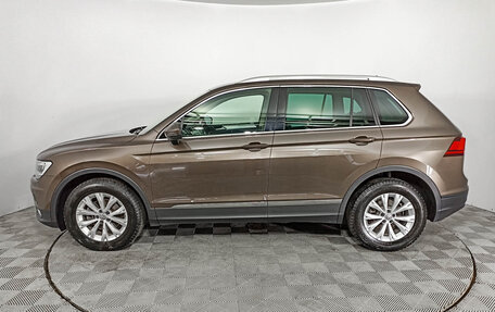 Volkswagen Tiguan II, 2017 год, 2 599 000 рублей, 8 фотография