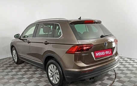 Volkswagen Tiguan II, 2017 год, 2 599 000 рублей, 7 фотография