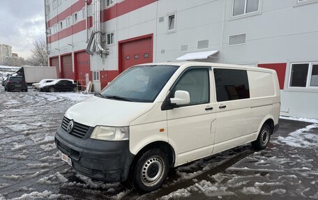 Volkswagen Transporter T5 рестайлинг, 2009 год, 1 050 000 рублей, 1 фотография