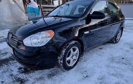 Hyundai Verna II, 2006 год, 490 000 рублей, 2 фотография